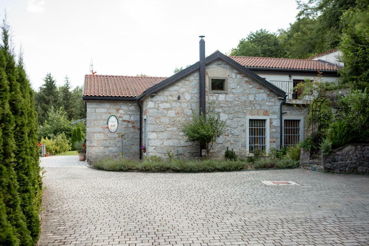 Villa Anton - The Old Dairy Hrusica  Esterno foto